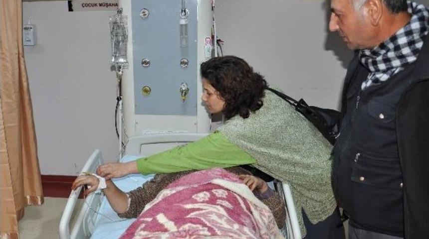 Trakt&ouml;r Şarampole Devrildi: 18 Yaralı