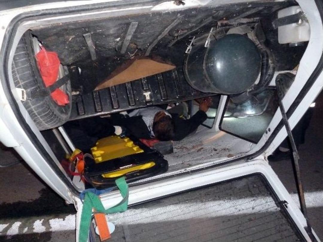 Turhal&rsquo;da Trafik Kazası: 2 Yaralı