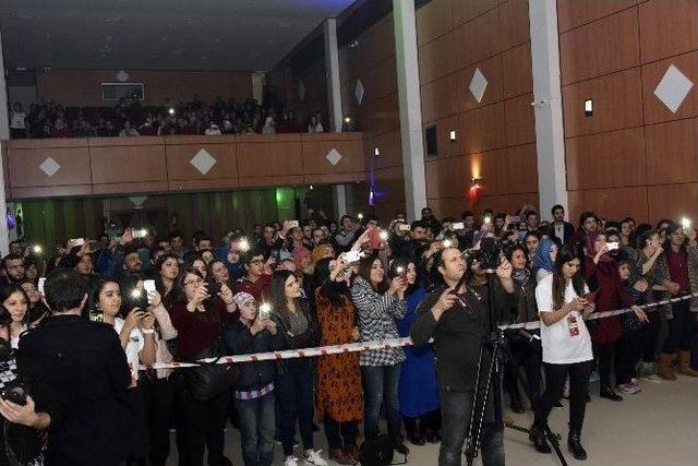 Salih Yılmaz Albüm Lansman Konserini Gümüşhane’de Yaptı