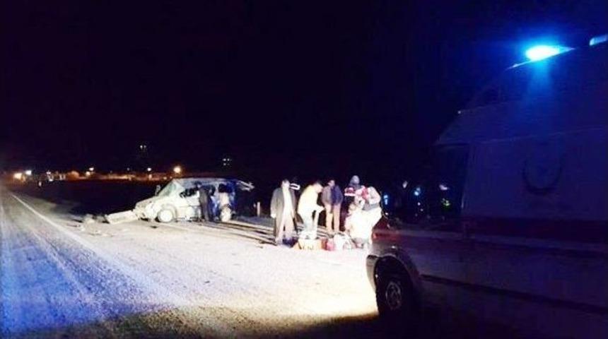 Erciş&rsquo;te Otomobil Takla Attı: 6 &Ouml;l&uuml;, 4 Yaralı