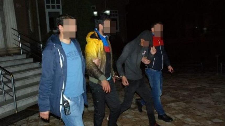 Tekne Motoru Hırsızları Tutuklandı