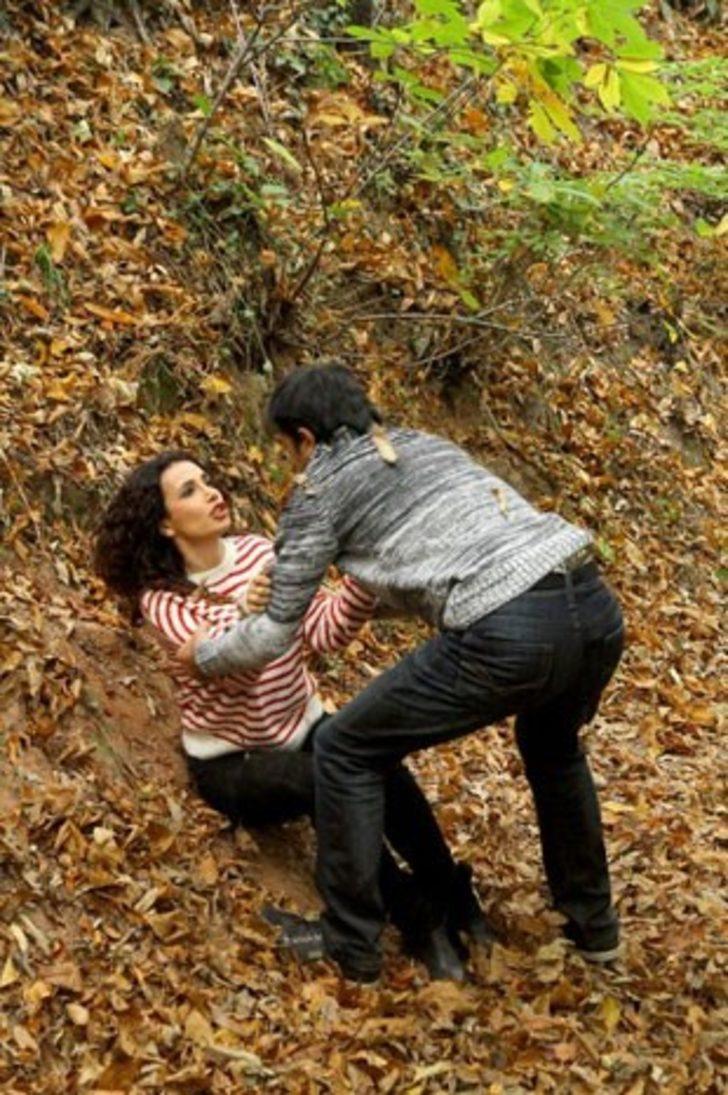 Umutsuz Ev Kadınları 101 - 102. Bölüm Galerisi G4