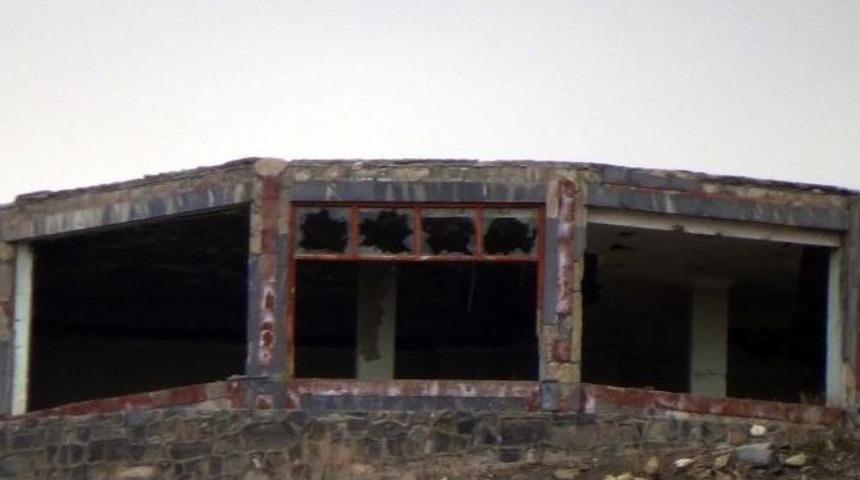 Sukapı Mahallesi&rsquo;ndeki Kafeterya Balicilerin Yuvası Oldu