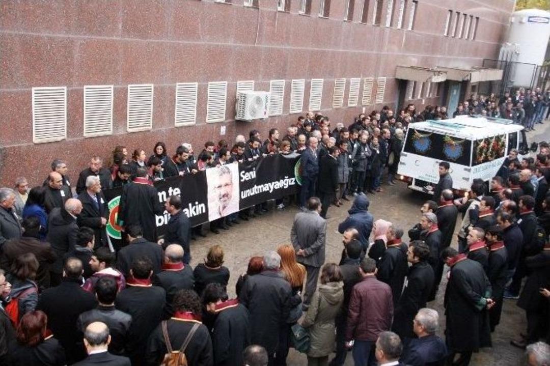 Tahir El&ccedil;i Son Yolculuğuna Uğurlanıyor