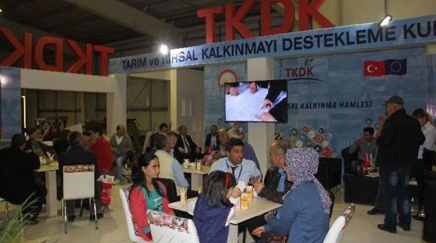 Tkdk, &Ccedil;orum Tarım Fuarında Ziyaret&ccedil;i Akınına Uğradı