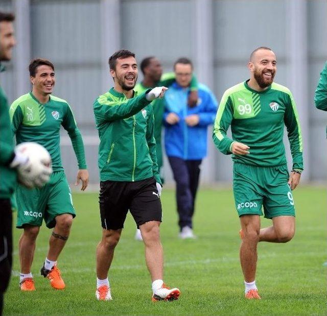 Bursaspor’dan Neşeli Antrenman