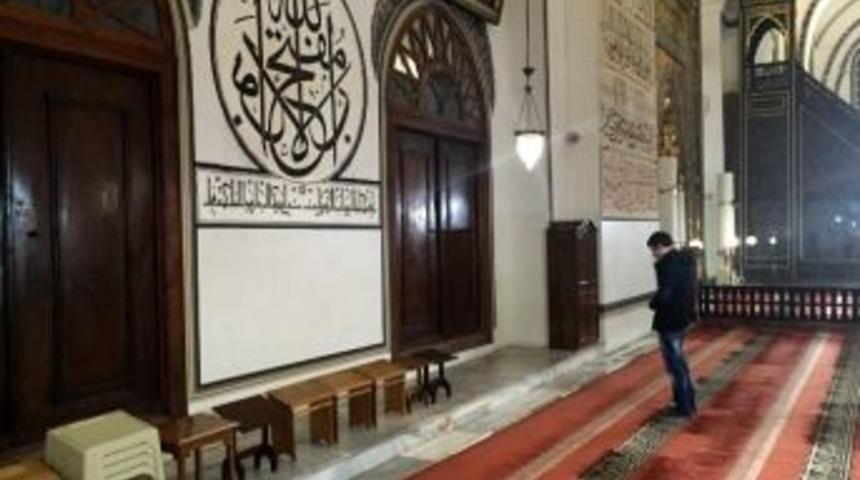 Ulucami&rsquo;de Tesbih Krizi