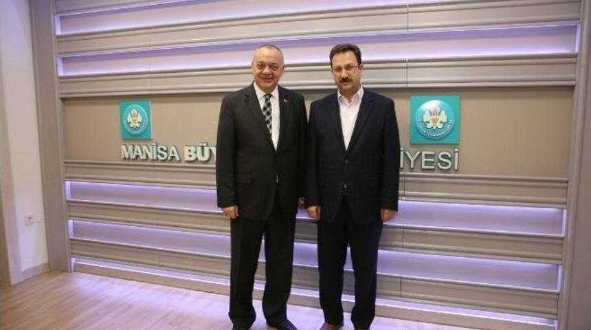 İba&rsquo;dan Başkan Erg&uuml;n&rsquo;e Teşekk&uuml;r Ziyareti