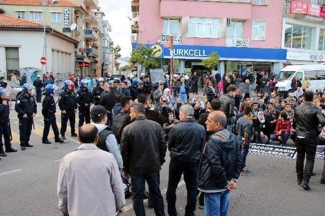 Aydın’da Tahir Elçi İçin Yürüyüş Düzenlendi