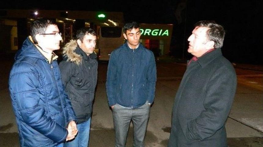 G&uuml;rcistan, T&uuml;rkiye&rsquo;den Giden &Ouml;ğrencileri Kabul Etmedi