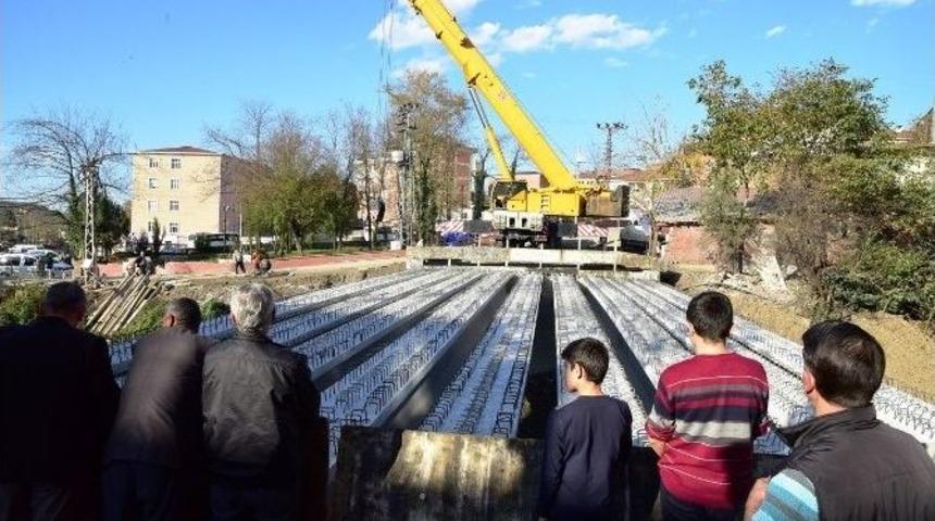 Salıpazarı İl&ccedil;esinde K&ouml;pr&uuml; Sevinci