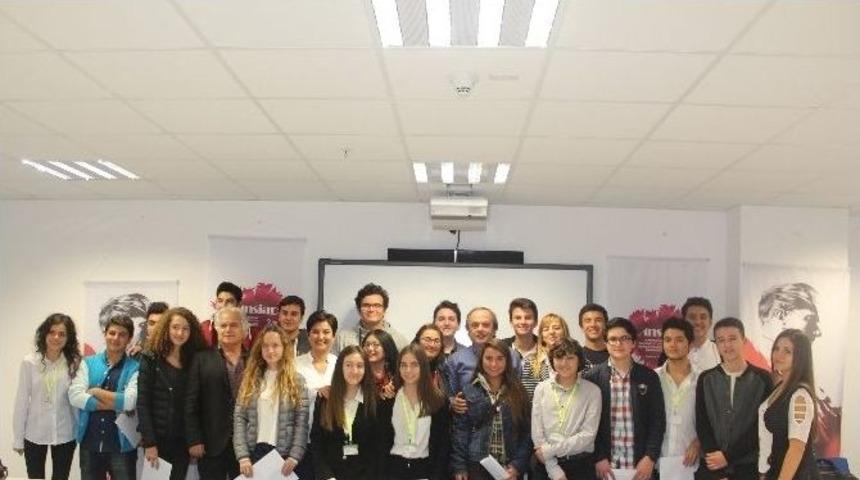Ansiad&rsquo;tan Liselerde Fikir Şenliği