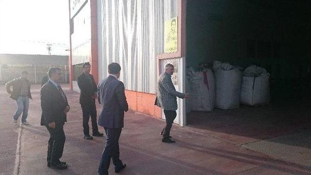 Viranşehir&rsquo;de Kaymakamı Dr Huzeyfe Citer, Organize Sanayi B&ouml;lgesini İnceledi 1