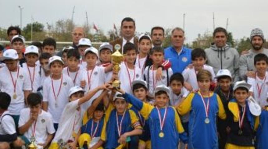 10 Kasım Atat&uuml;rk&rsquo;&uuml; Anma Futbol Turnuvası Sona Erdi