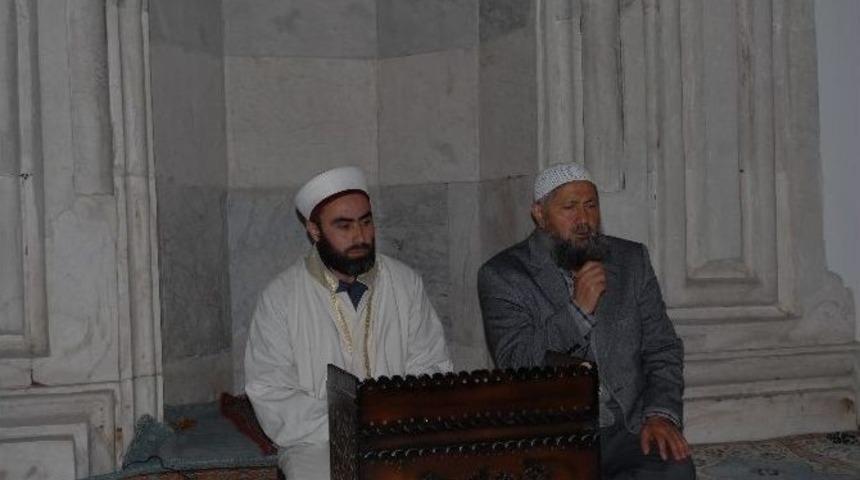 Başkan Ko&ccedil;um İ&ccedil;in Mevlid-i Şerif Okutuldu