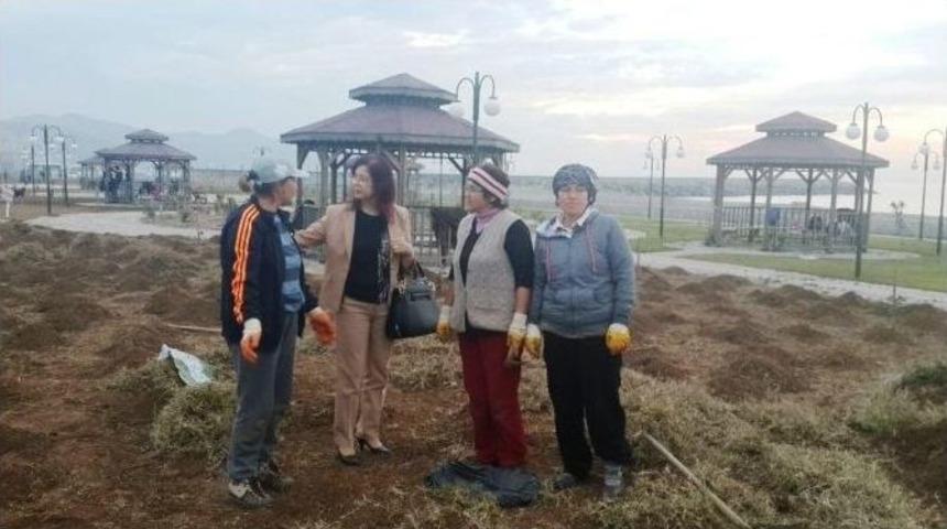 Demirsu, Toplum Yararına Programı Katılımcılarını Yakından Takip Etti