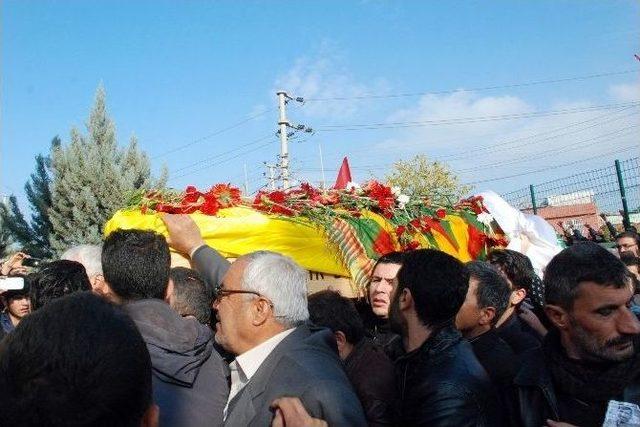 Aydın Baro Başkanı Gökhan Bozkurt, Diyarbakır Baro Başkanı Tahir Elçi’nin Cenazesinde Yaşananları Değerlendirdi