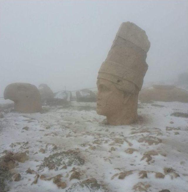 Nemrut Dağı’na İlk Kar Düştü