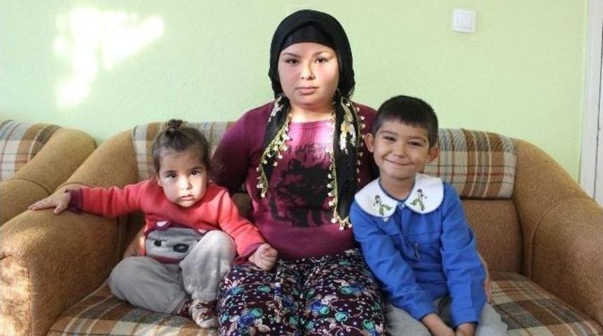 (&ouml;zel Haber) &Ccedil;ocuk Yaşta Evlilik Hayatını Kararttı