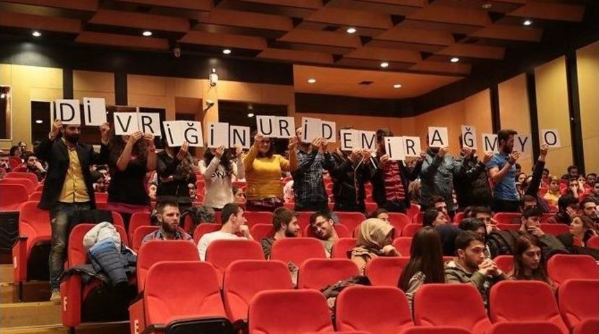 &rsquo;sivas&rsquo;ın Yiğit Evladı Nuri Demirağ&rsquo; Adlı Konferans D&uuml;zenlendi