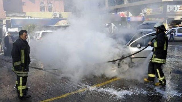 Seyir Halindeki Otomobil Yandı 1