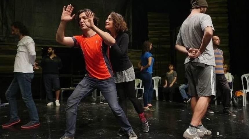 "k&uuml;heylan" Seyirciyle Buluşuyor