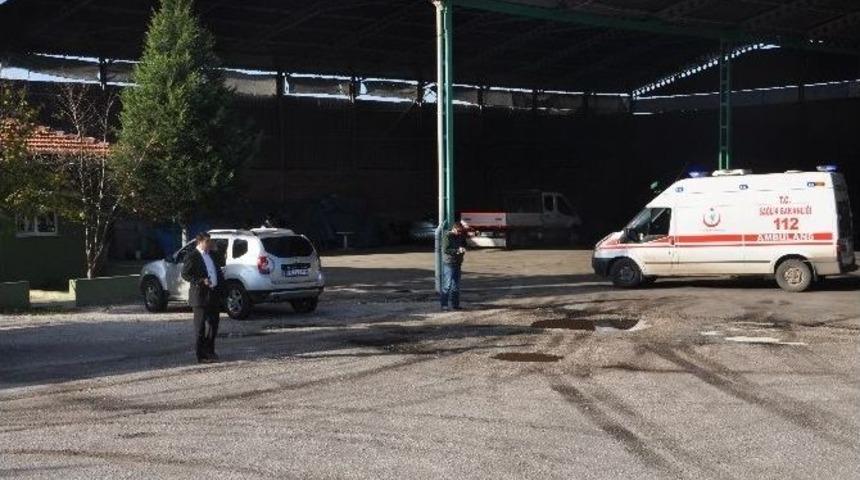 İş Başvurusunda Bulunduğu Depoda Kendini Astı