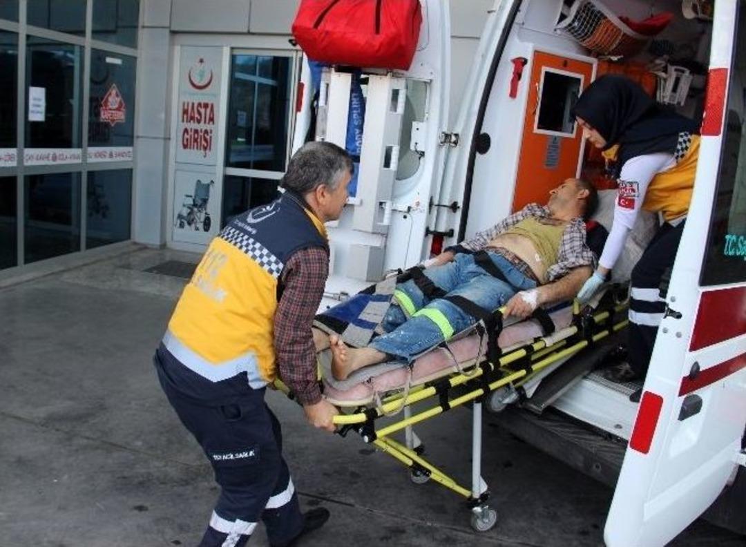 İnşaat İş&ccedil;ileri Elektrik Akımına Kapıldı