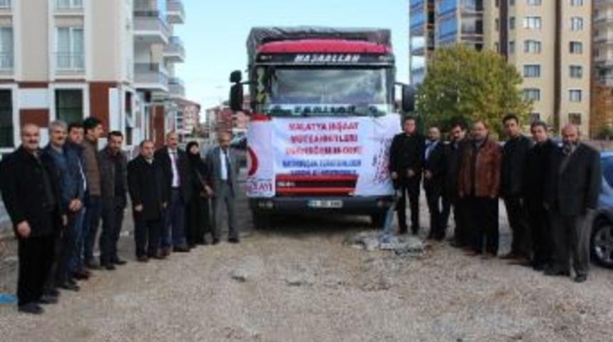 Bayır Bucak T&uuml;rkmenlerine 1 Kamyon Gıda Malzemesi G&ouml;nderildi