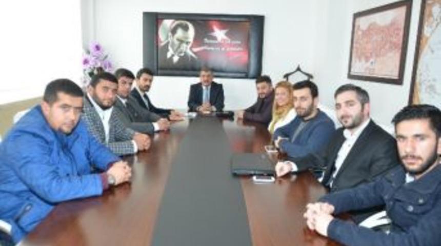 Başkan G&uuml;rkan, Gen&ccedil;lerle Bir Araya Geldi