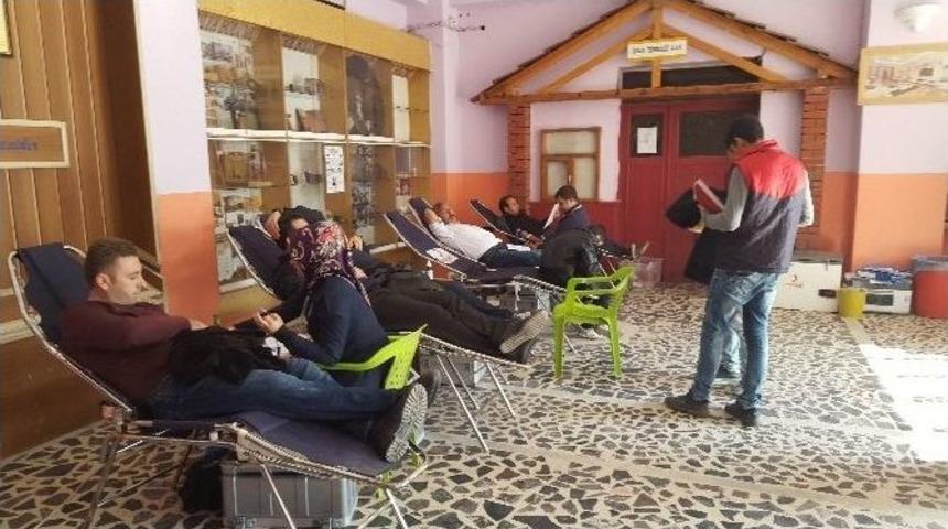 Muş&rsquo;ta &lsquo;geleceğin Kan Bağış&ccedil;ılarının Kazanımı İ&ccedil;in Teknik Destek&rsquo; Projesi