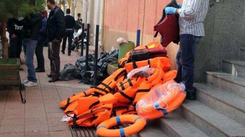 Ezine&rsquo;de 113 Suriyeli M&uuml;lteci Yakalandı