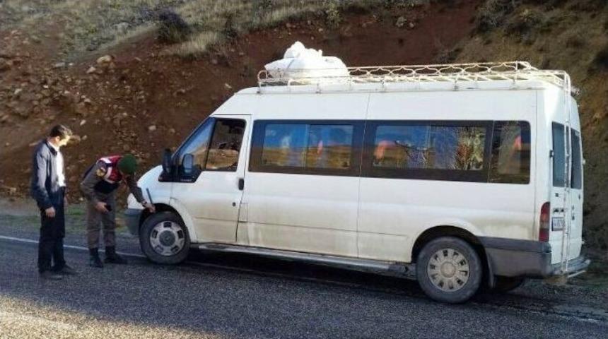 Jandarmadan Kış Lastiği Uygulaması