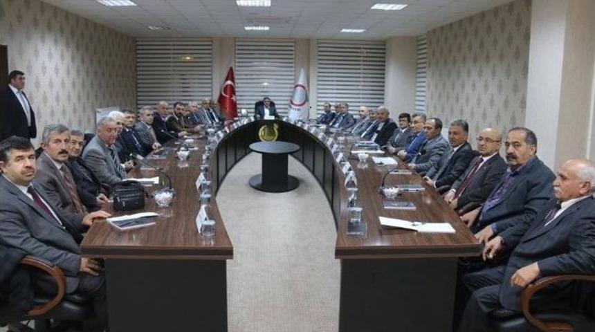 Başkan Özdemir Birim Müdürleriyle Toplantı Yaptı