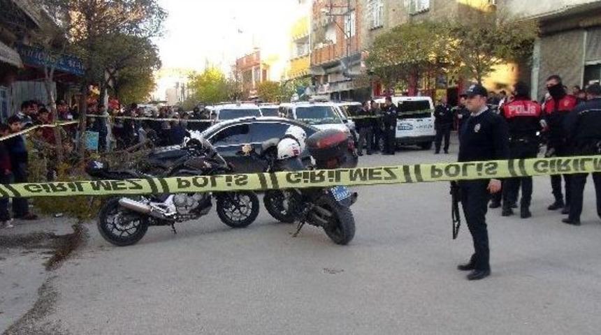 L&uuml;ks Ara&ccedil;la Polis Arasında Kovalamaca