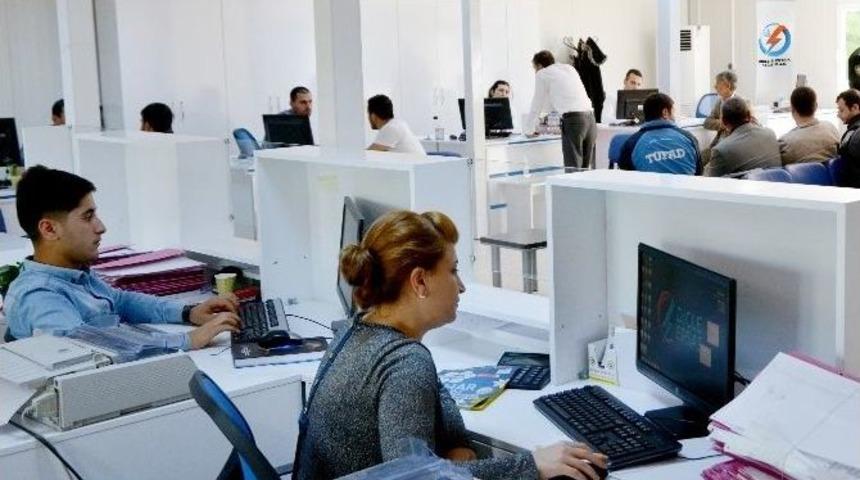 Dicle Edaş&rsquo;tan Gen&ccedil; İstihdamına Katkı