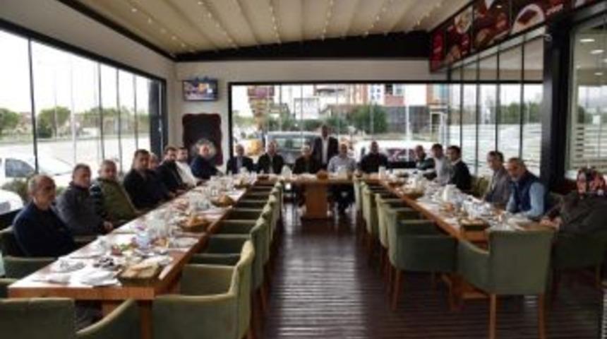 Başkan &Uuml;z&uuml;lmez, Amat&ouml;r Spor Kul&uuml;pleriyle Buluştu