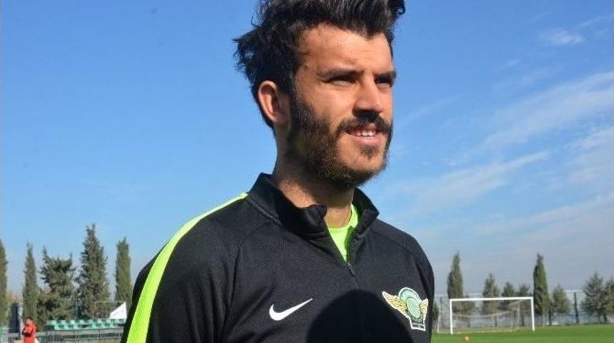 Akhisarlı Futbolcular Başarının Sırrını A&ccedil;ıkladı