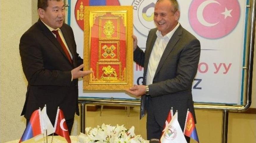 Moğolistan Heyeti D&uuml;zce&rsquo;de Ağırlandı