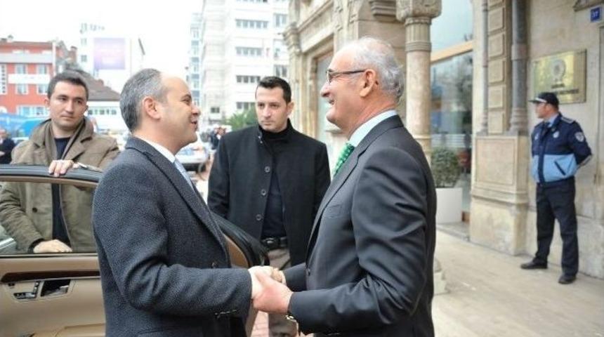 Bakan Kılı&ccedil;&rsquo;tan Başkan Yılmaz&rsquo;a Ziyaret