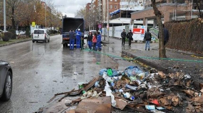 Ambalaj Atıklarını Toplama Aracında Yangın