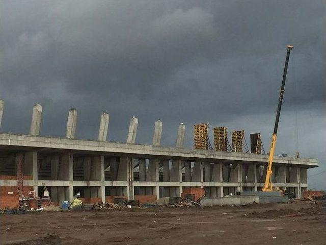 Akhisar Belediyespor Yeni Sezonda Kendi Stadında Olacak