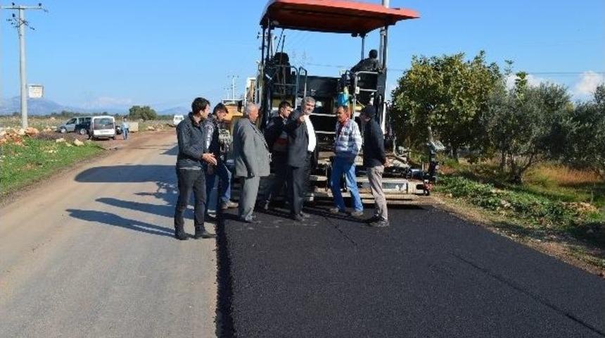 B&uuml;y&uuml;kşehir&rsquo;den Kepez&rsquo;de Sıcak Asfalt &Ccedil;alışması