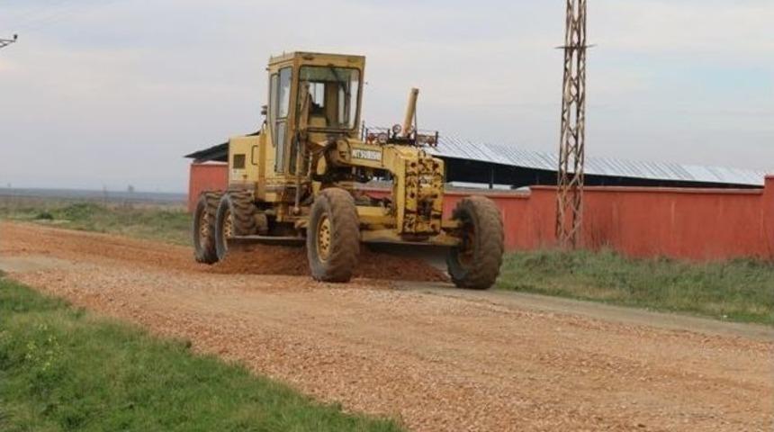 Kırklareli İl &Ouml;zel İdaresi Yol Bakım &Ccedil;alışmalarına Devam Ediyor