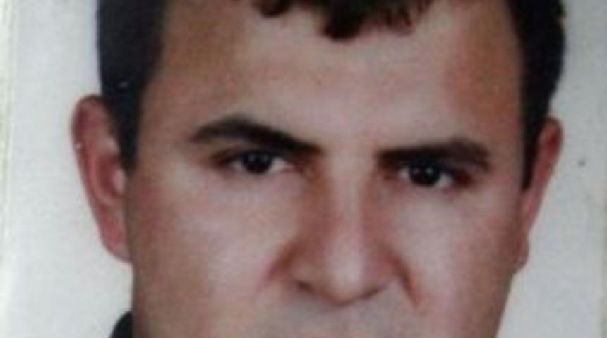 Gen&ccedil; Adam Kalbine Yenik D&uuml;şt&uuml;