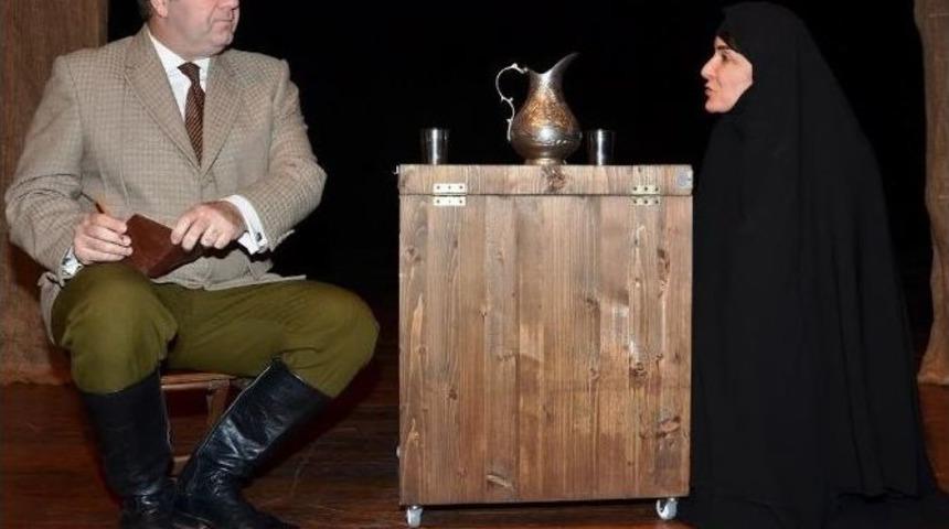 &lsquo;seher&rsquo;in Kadınları&rsquo; Oyunu Tam Not Aldı