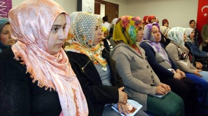 Daha Sağlıklı Bebekler İ&ccedil;in Annelere Eğitim Verildi