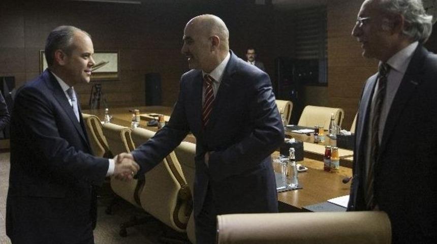 M&uuml;siad&rsquo;dan Bakan Kılı&ccedil;&rsquo;a Hayırlı Olsun Ziyareti