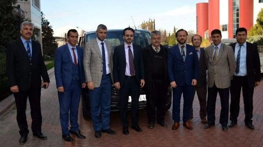 Ad&uuml;, Ara&ccedil; Filosunu Genişletiyor