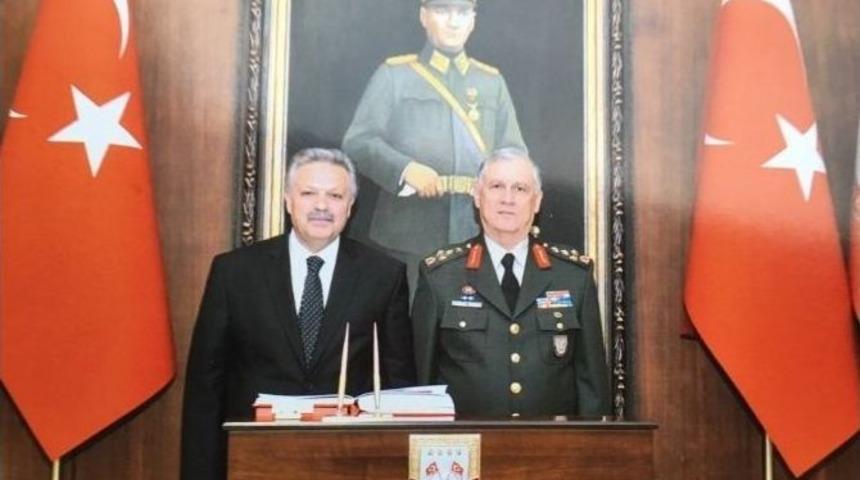 Vali Kahraman 1. Ordu Komutanı Orgeneral &Uuml;mit D&uuml;ndar&rsquo;ı Ziyaret Etti